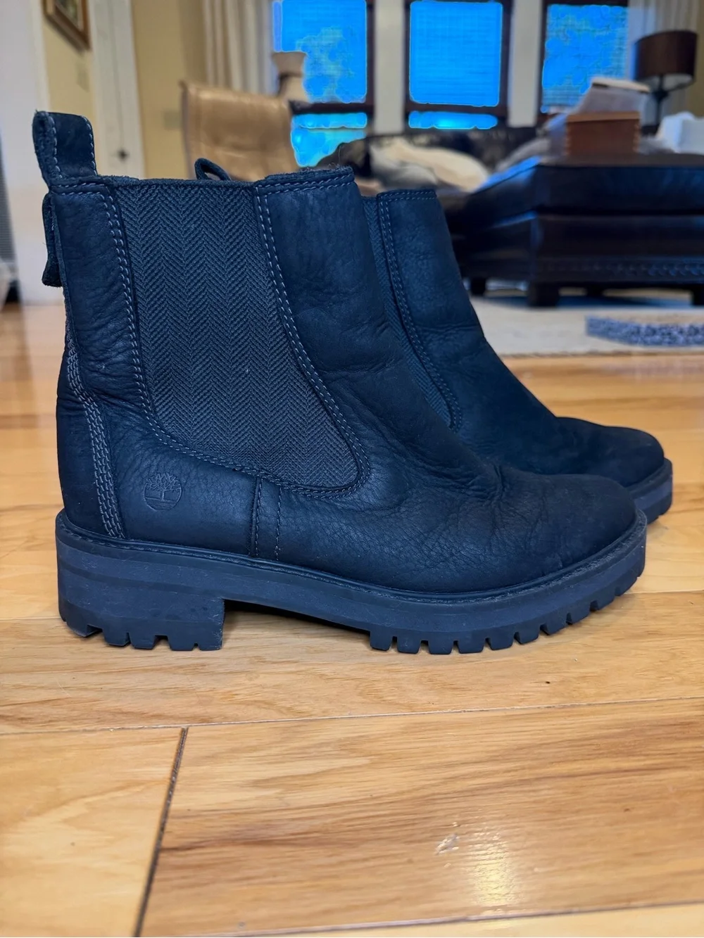 Timberland Courmayeur Valley Black Leather Chelsea Boots Lug Sole Womens Sz 9